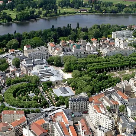 Appart' Confort Centre Parking Gratuit Apartamento Vichy